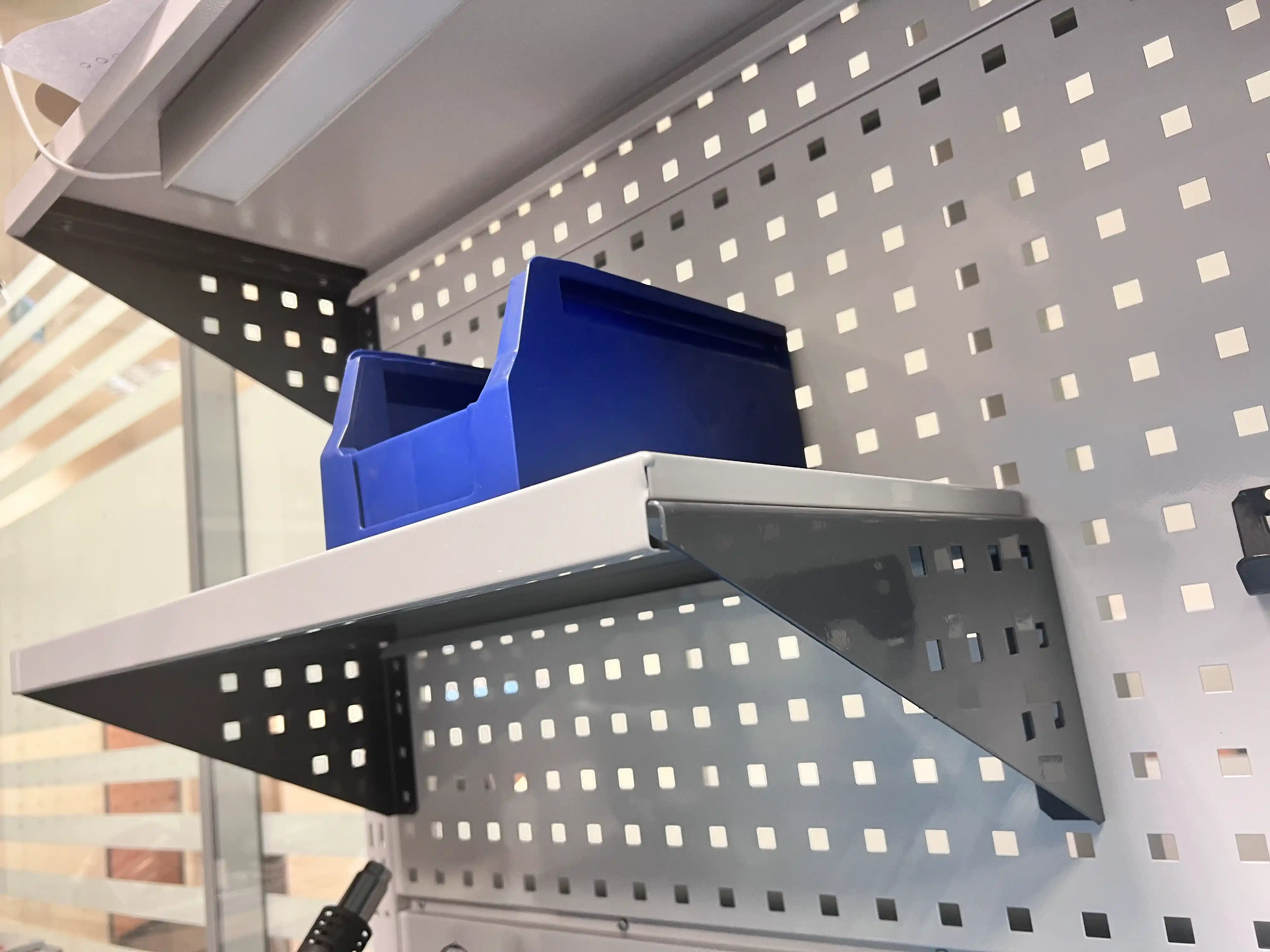 CTR 1432.S3L3.4 Верстак слесарный 1055x1393x743 мм