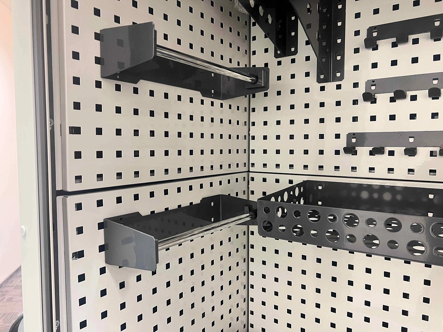 Шкаф для паркинга 1700х950х600