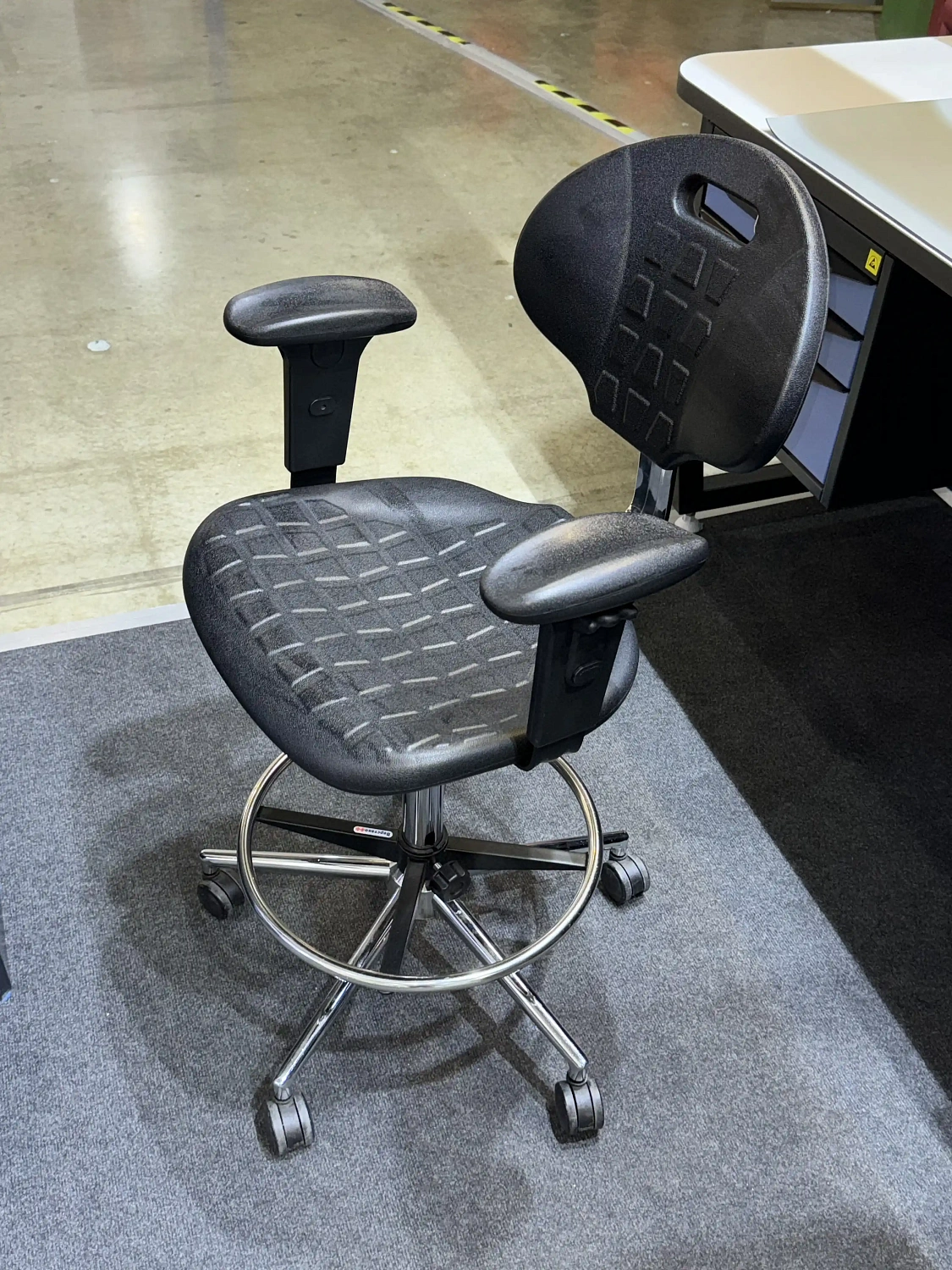 Антистатический промышленный стул А ICC-1R